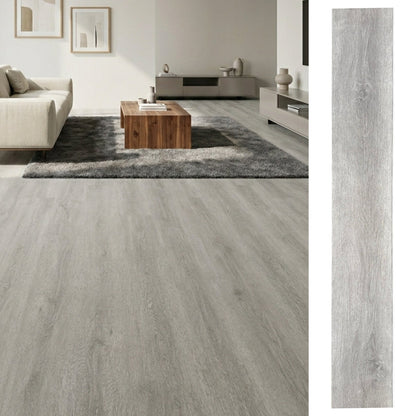 Piso Vinílico SPC 18x122 Wood Silver 5.3mm - ambiente instalado